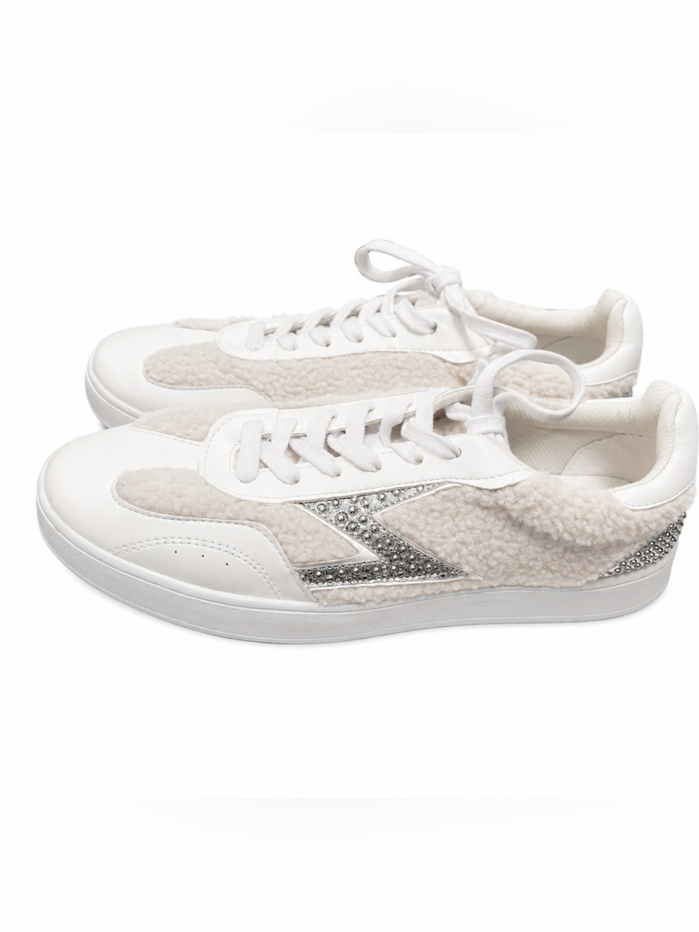 Zodia Shearling Sherpa Sneakers – Rhinestone Detail – White size 8